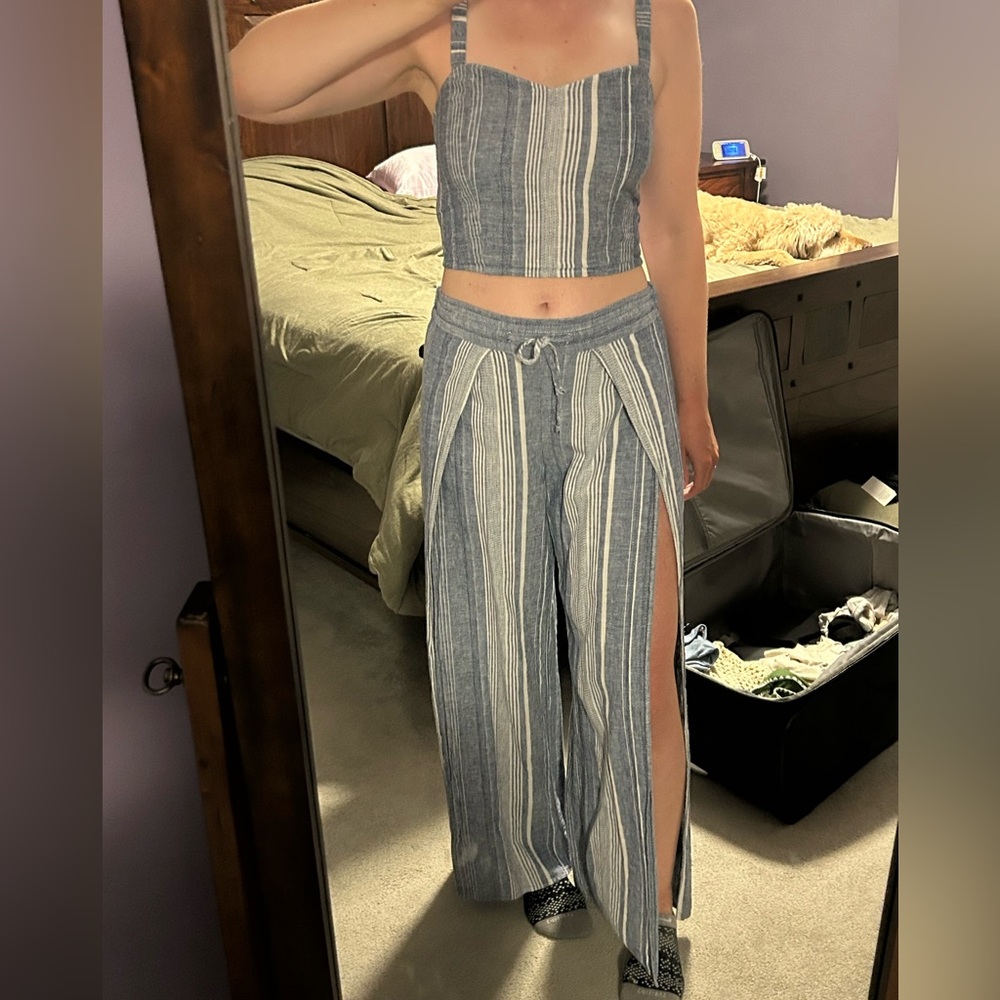 Striped Blue and White Women's set